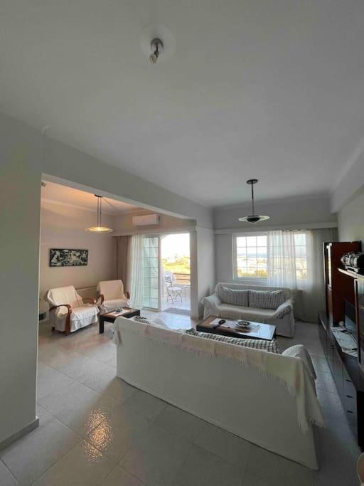 Downtown Tinos View Apartment エクステリア 写真